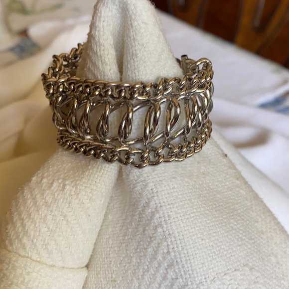 Jewelry - Chain 8 inch bracelet